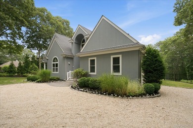New to the market - Move-in condition - exceptional opportunity! - photo 2
