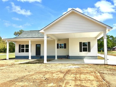 New Home, Blt 2026, not in flood zone! SELLER JUST REDUCED PRICE - photo 4