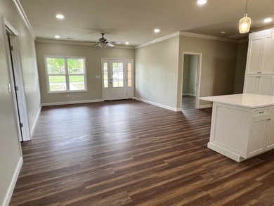 New Home, Blt 2026, not in flood zone! SELLER JUST REDUCED PRICE - photo 10