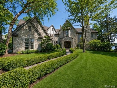 Introducing an exceptional opportunity to own this waterfront - photo 3