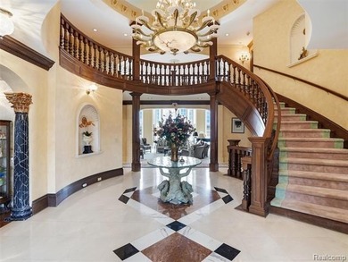 Introducing an exceptional opportunity to own this waterfront - photo 4