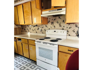 Opportunity knocks at 74 Cook Street! This three-bedroom home - photo 11
