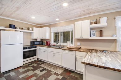 Rare Lake Michigan Retreat on 11 Wooded Acres with 300 Feet of - photo 16