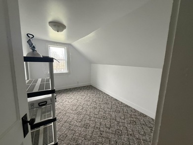 Opportunity knocks at 74 Cook Street! This three-bedroom home - photo 16