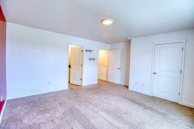 Seller is offering a $10,000 concession at closing! NO DOWN - photo 16