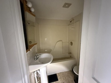 Opportunity knocks at 74 Cook Street! This three-bedroom home - photo 18