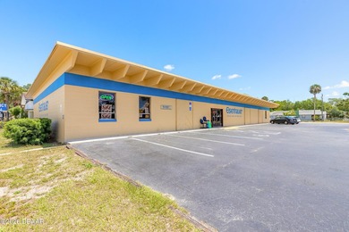 Prime retail/showroom opportunity located on a highly visible - photo 2