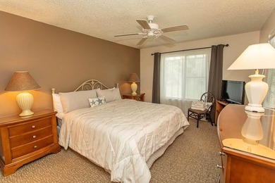 This stunning three-bedroom, two-bath, first floor villa, offers - photo 28
