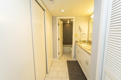 This stunning three-bedroom, two-bath, first floor villa, offers - photo 32