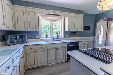 Nestled inside the desirable Timberlake neighborhood in Inman - photo 11