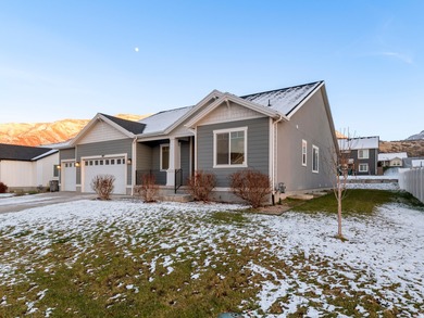 **Spacious Living in Santaquin Rare Find!** Oversized rooms with