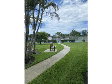 Welcome to the Twin Lakes South Condos in Stuart. This active - photo 15