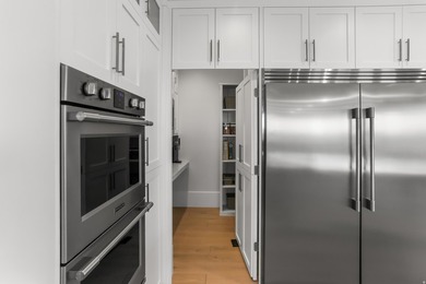 Nestled in a private, exclusive area of southeast Mapleton, this - photo 25