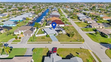 Cape Coral Lakes Area Home For Sale in Cape Coral Florida