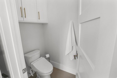 Nestled in a private, exclusive area of southeast Mapleton, this - photo 39