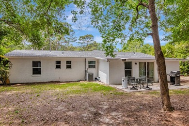 Completely Remodeled & Ready for Your Family in Valparaiso! - photo 44