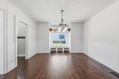 New Price! Charming, Updated, and Move-In Ready This 3-bedroom - photo 5