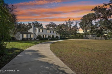 St. Johns River Home Active Under Contract in Jacksonville Florida