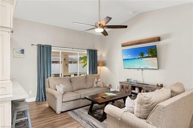 Ideally situated just moments from Mackle Park, this beautifully - photo 3