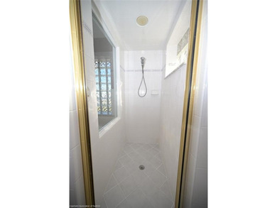 Freshly painted exterior! This large pool home has a lot of - photo 22