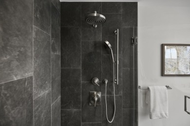 Located in Portland's desirable Eastern Waterfront, this