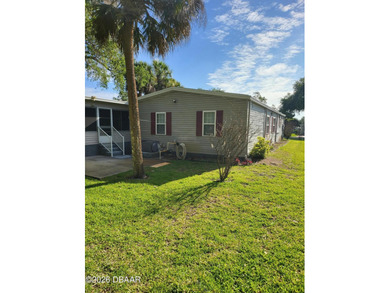 REDUCED!! 55-plus! Spacious 2/2, nice big yard. NO LOT RENT! - photo 7