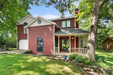 Lake Home Sale Pending in Oakwood Hills, Illinois