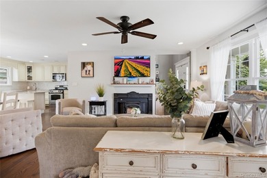 Welcome to this beautiful Colonial located in the heart of - photo 17