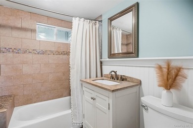 Welcome to this beautiful Colonial located in the heart of - photo 19