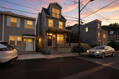 (private lake, pond, coastal) Home For Sale in South Side Pennsylvania