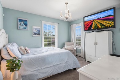 Welcome to this beautiful Colonial located in the heart of - photo 28