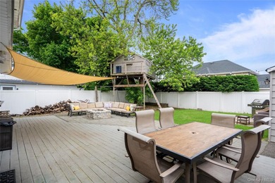 Welcome to this beautiful Colonial located in the heart of - photo 30
