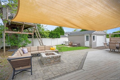 Welcome to this beautiful Colonial located in the heart of - photo 31
