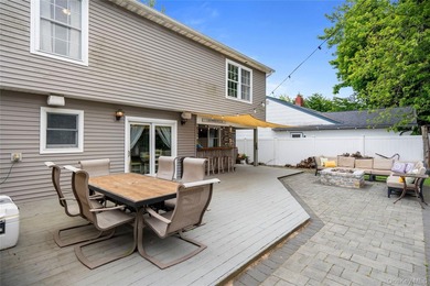 Welcome to this beautiful Colonial located in the heart of - photo 33