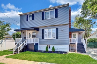 Location, Location, Location! This updated 4 bedroom, 3 bath - photo 3