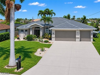Welcome to your private waterfront retreat in the rapidly - photo 1