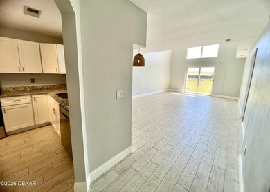 Ocean Front Home with 3 Beds, 2.1 baths, 2 car garage & NO HOA - photo 8