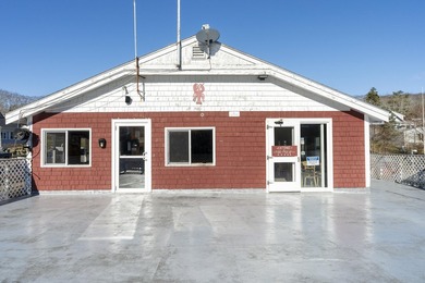 After 30+ years Shaw's Wharf and Lobster is For Sale. This - photo 8
