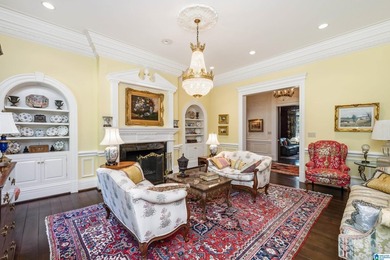 8.5 acre estate w/impeccable Georgian architecture set within a - photo 16
