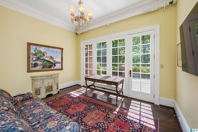 8.5 acre estate w/impeccable Georgian architecture set within a - photo 21