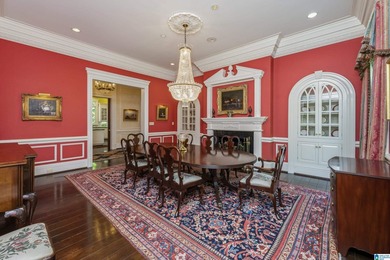 8.5 acre estate w/impeccable Georgian architecture set within a - photo 40