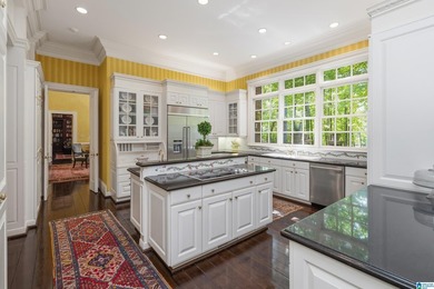 8.5 acre estate w/impeccable Georgian architecture set within a - photo 47