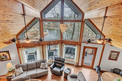 Offered mostly furnished, this 3 bedroom, 3.5 bath allows you to - photo 4
