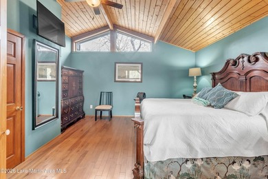 Offered mostly furnished, this 3 bedroom, 3.5 bath allows you to - photo 10