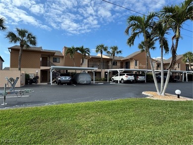 Cape Coral Area Condo For Sale in Cape Coral Florida