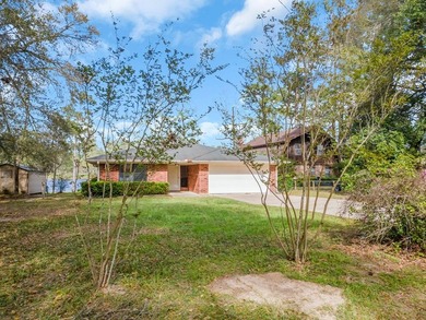 Wake up to breathtaking waterfront views in this beautifully - photo 15