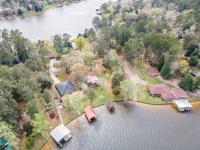 Wake up to breathtaking waterfront views in this beautifully - photo 18