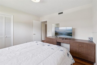 Welcome home to this stunning lakefront 4-bedroom, 2-bath - photo 21