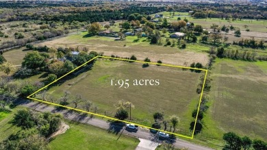 Lake Lot For Sale in Ennis, Texas