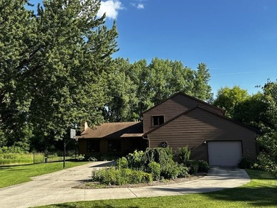 Additional listing photo 1